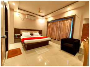SEA BEACH HOTEL M A H A D E V A near temple and sea beach